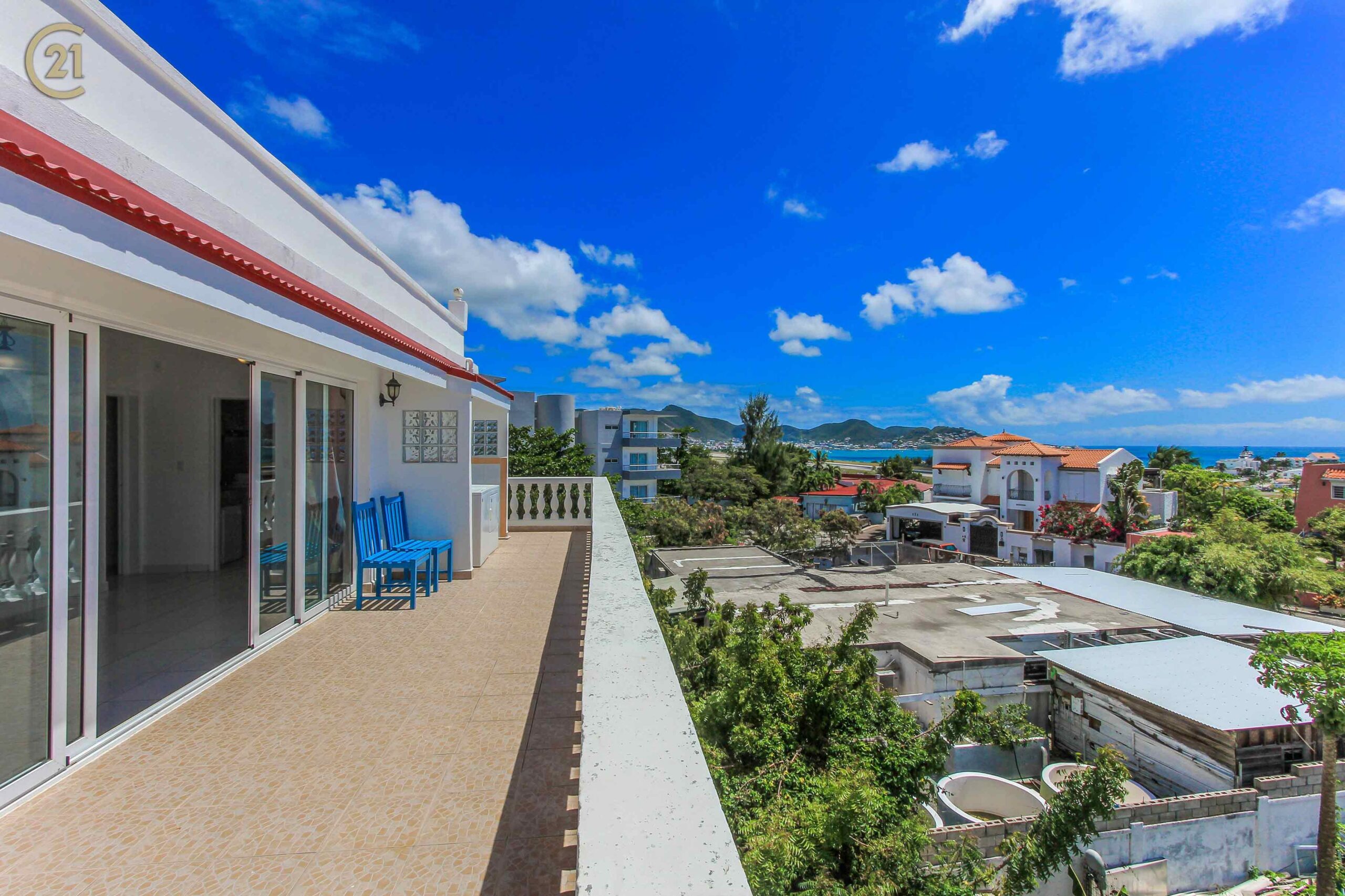  Penthouse terrace 