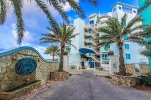 Amazing The Lighthouse Oceanfront Condo For Sale