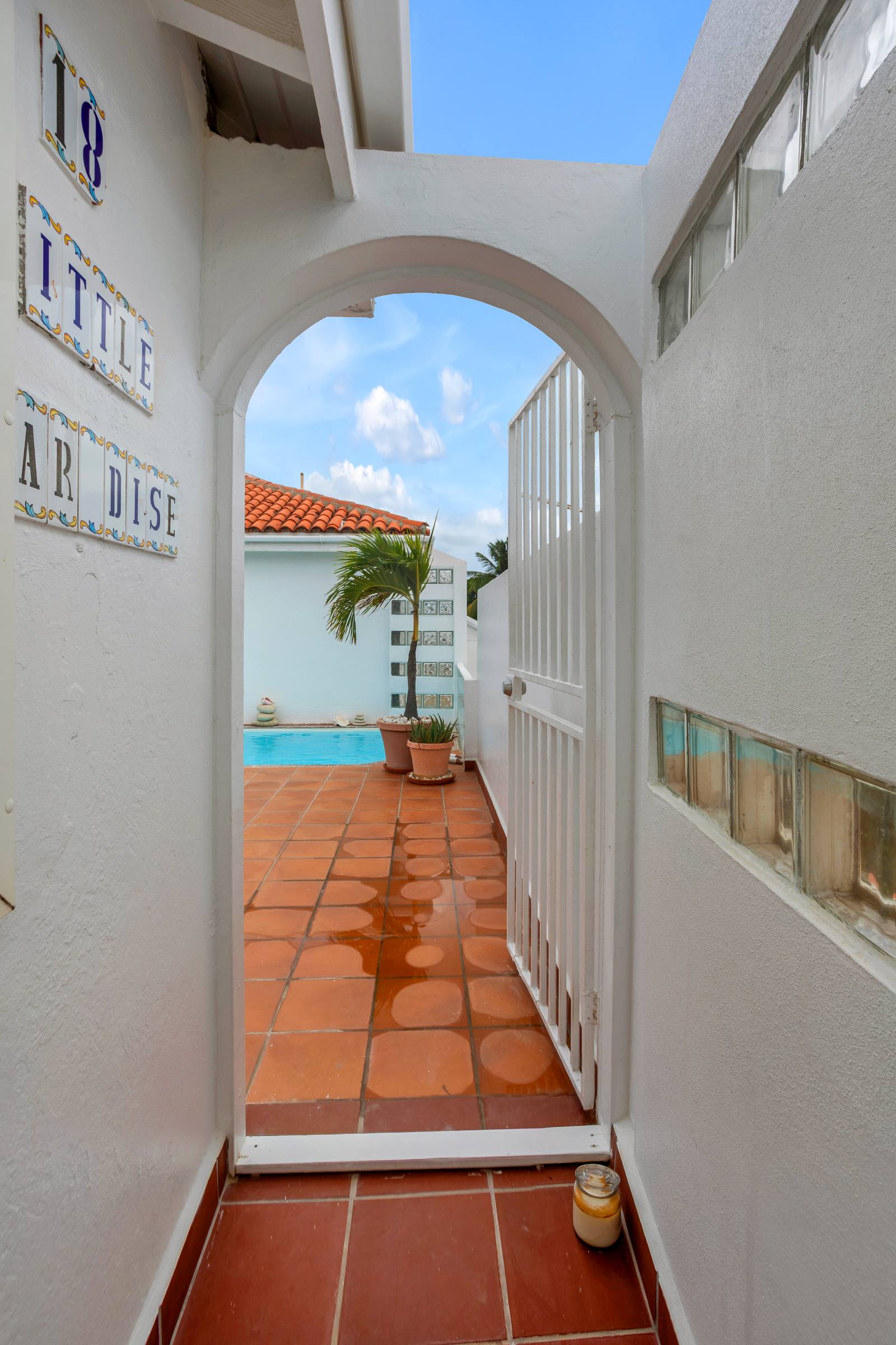 Point Pirouette Waterfront Studio Condo For Sale