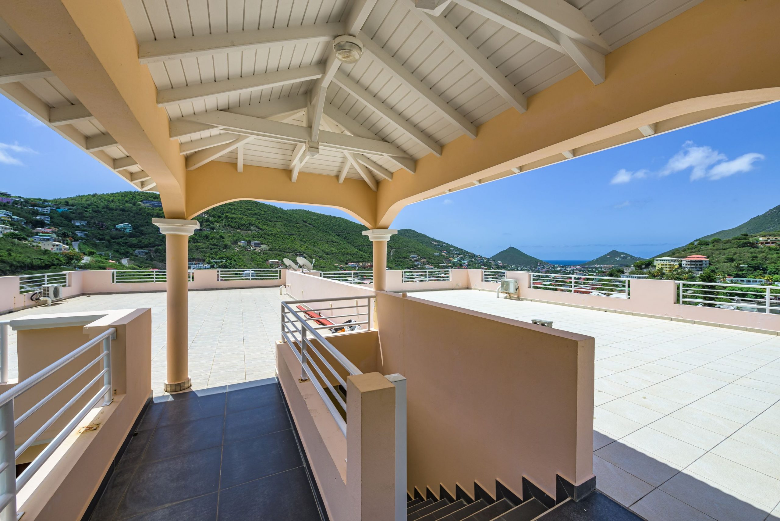 South Reward 3 Apartments For Sale