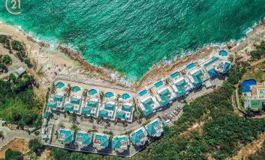 Immaculate Shore Pointe Luxury Cupecoy Beach Villa