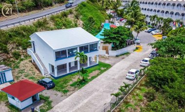 The White House – Commercial Property in Little Bay