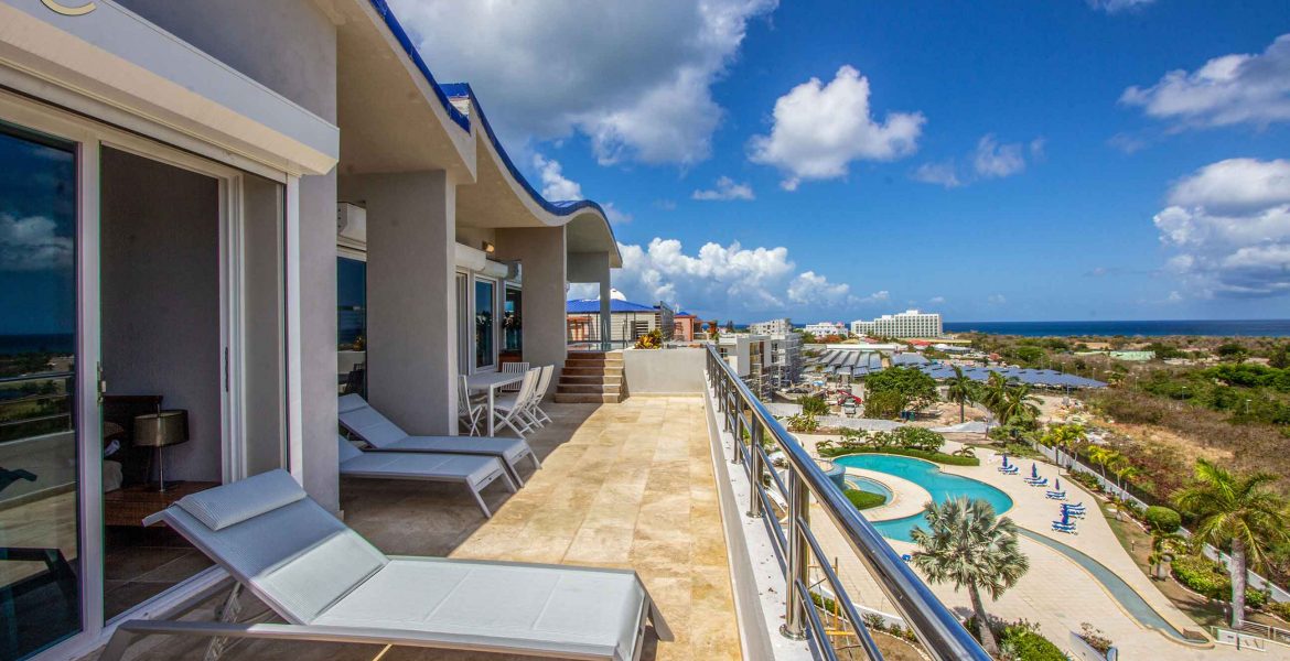 Sensational 4 Bedroom Luxury Blue Marine Penthouse Condo Sint Maarten