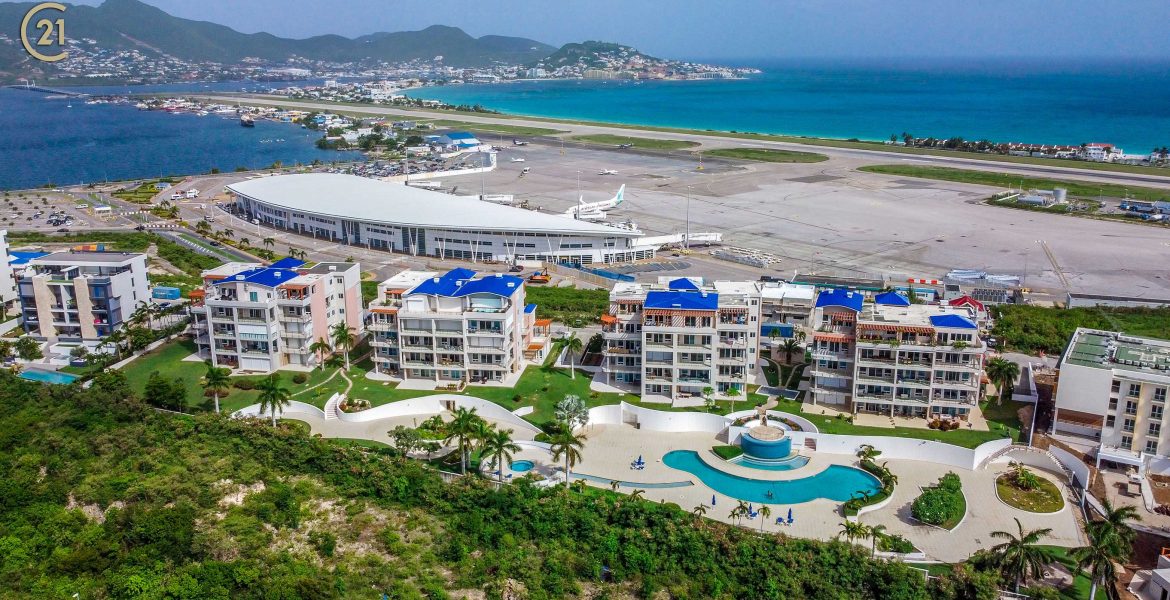 Blue Marine Modern One Bedroom Condo For Rent