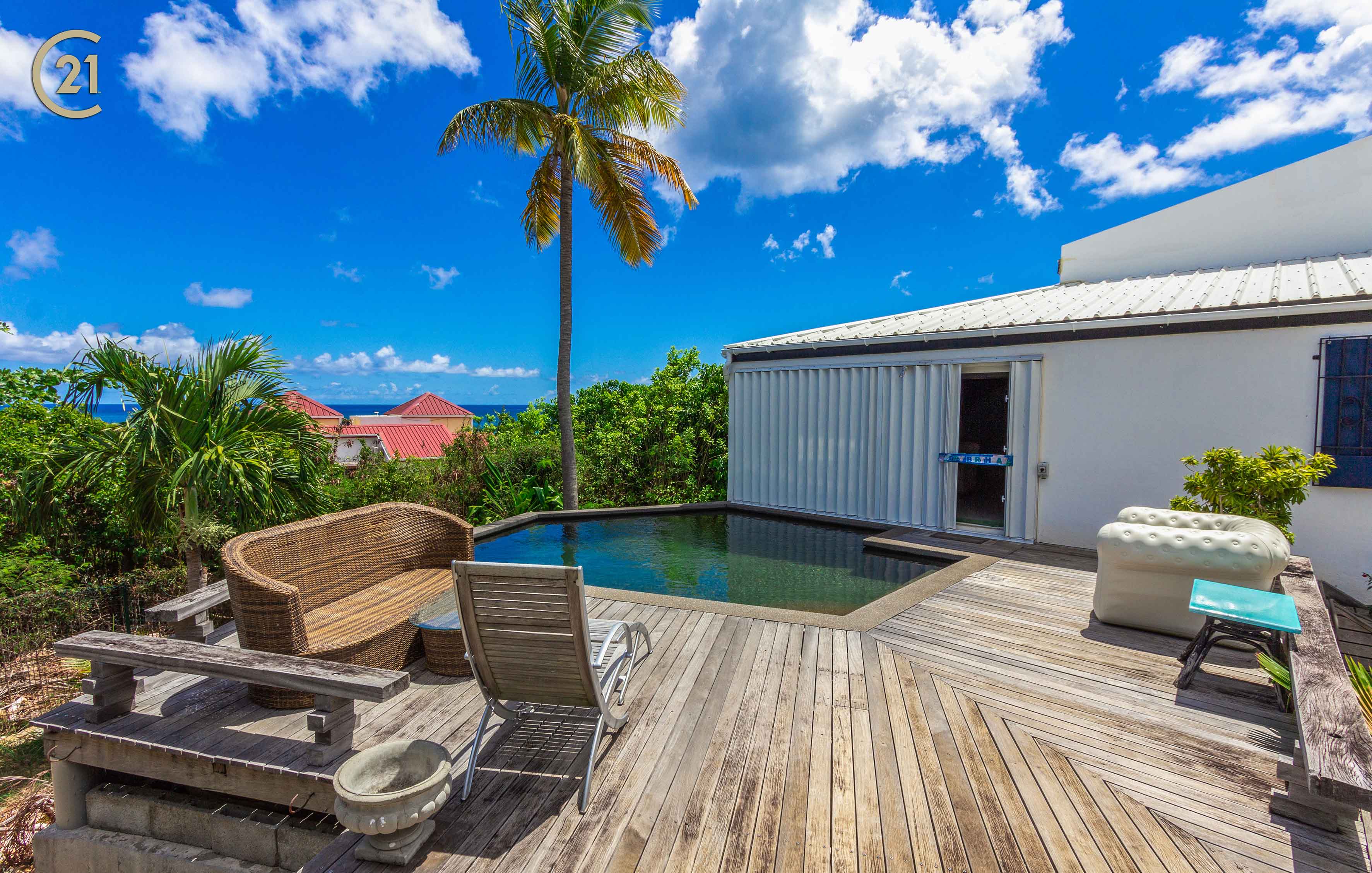 Pelican Key Three Bedroom Villa Cozy