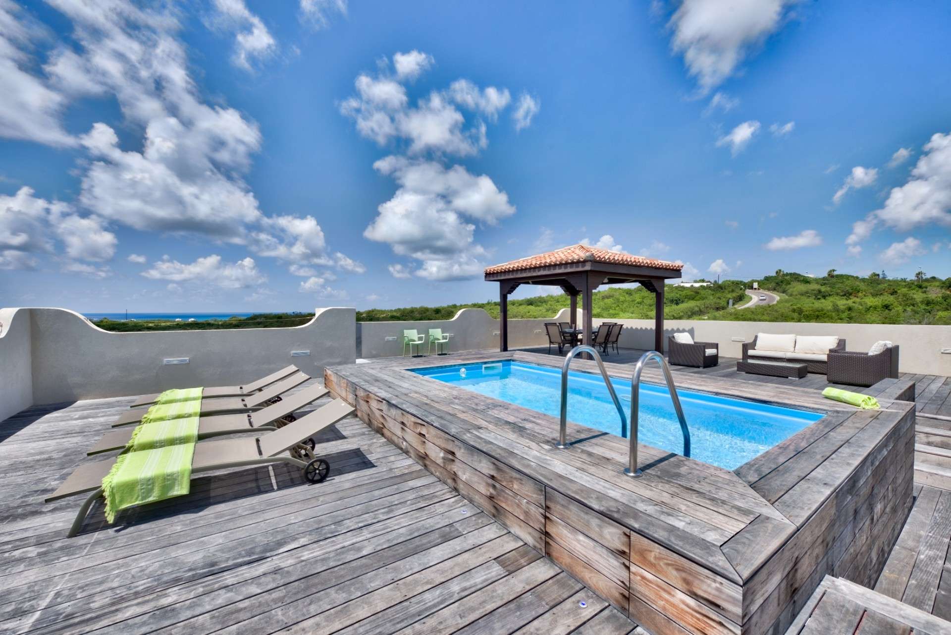 Porto Cupecoy Sky Penthouse For Rent