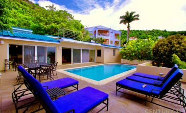 Pelican Key Magnificent Oceanview Villa