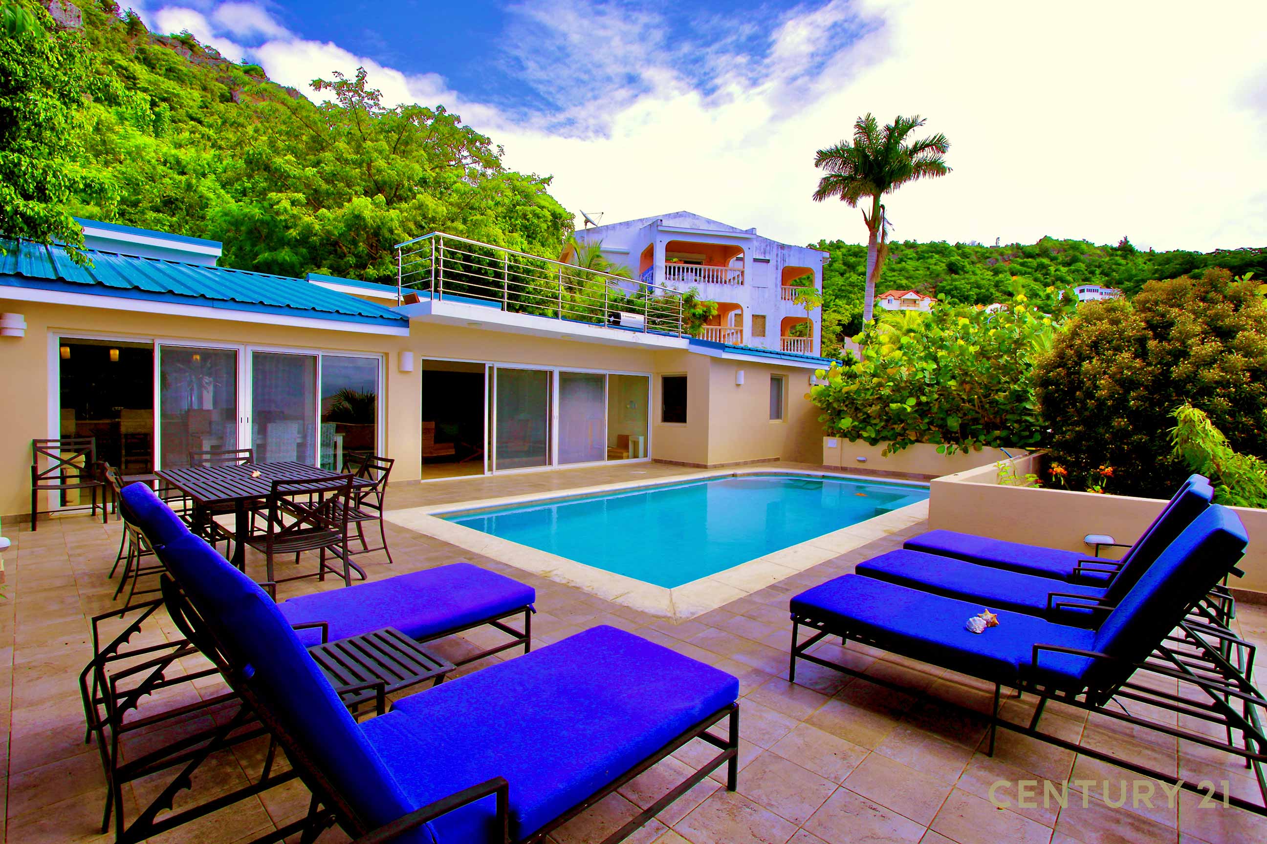 Pelican Key Magnificent Oceanview Villa