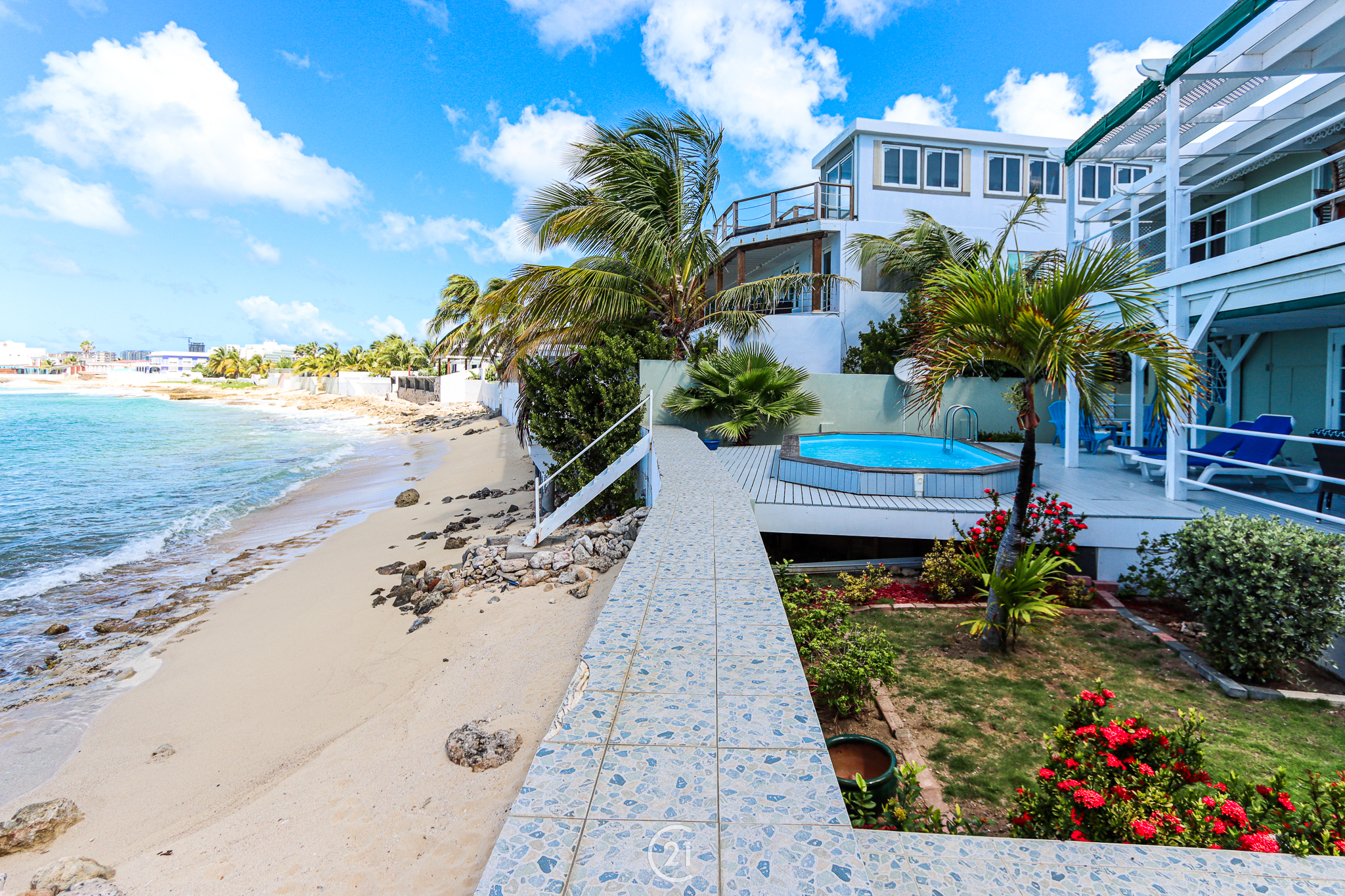 *SOLD* Panoramic Beach Apartments In Beacon Hill For Sale