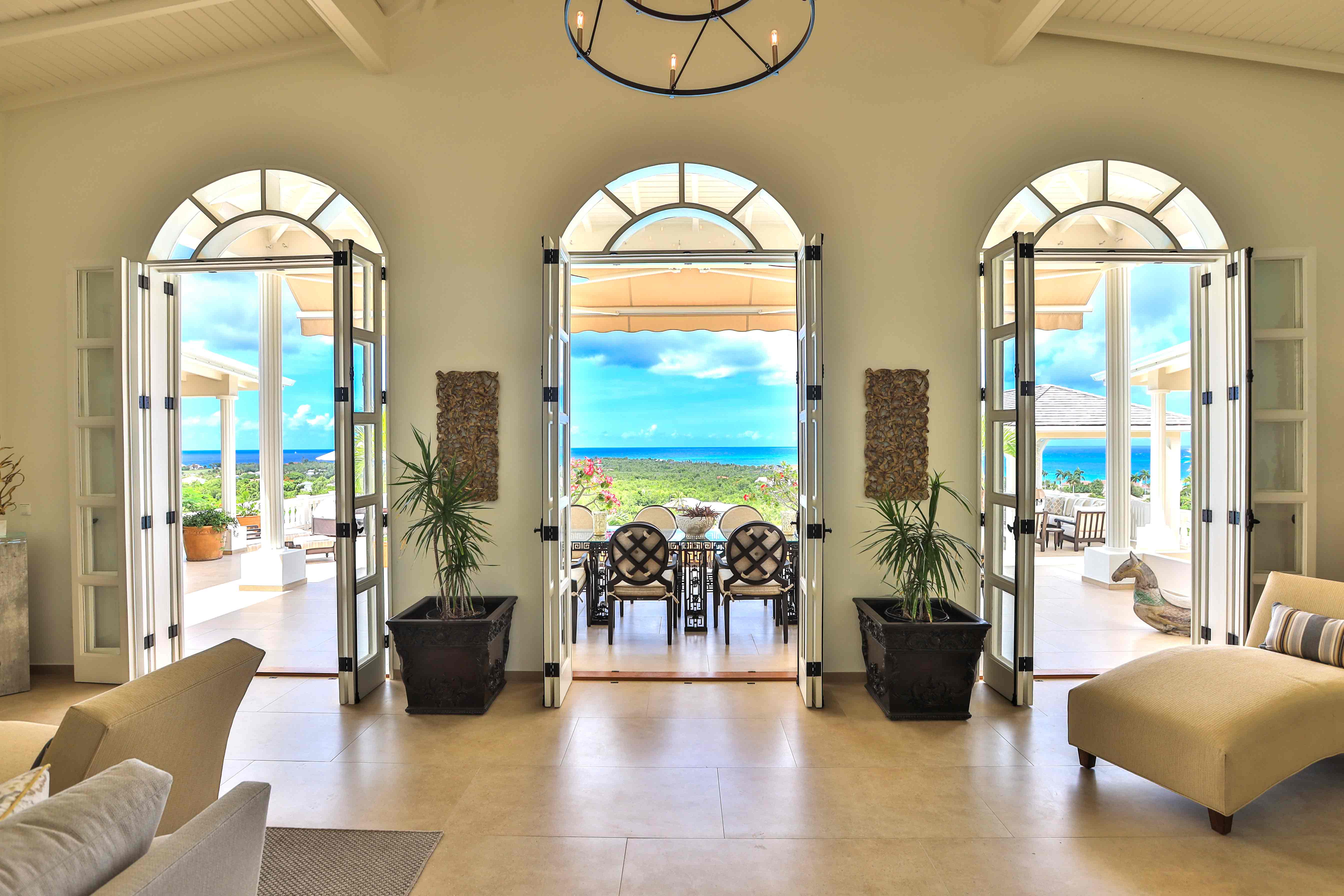 Mille Fleurs 4 Bedroom Terres Basses Villa Rental