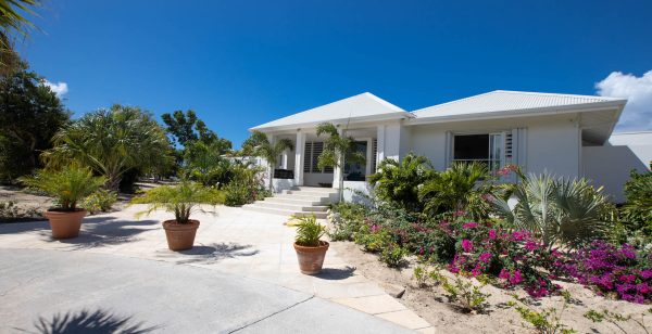  Luxury 4 Bedroom Villa, Ecume Des Jours - Plum Bay Beach, Saint Martin 