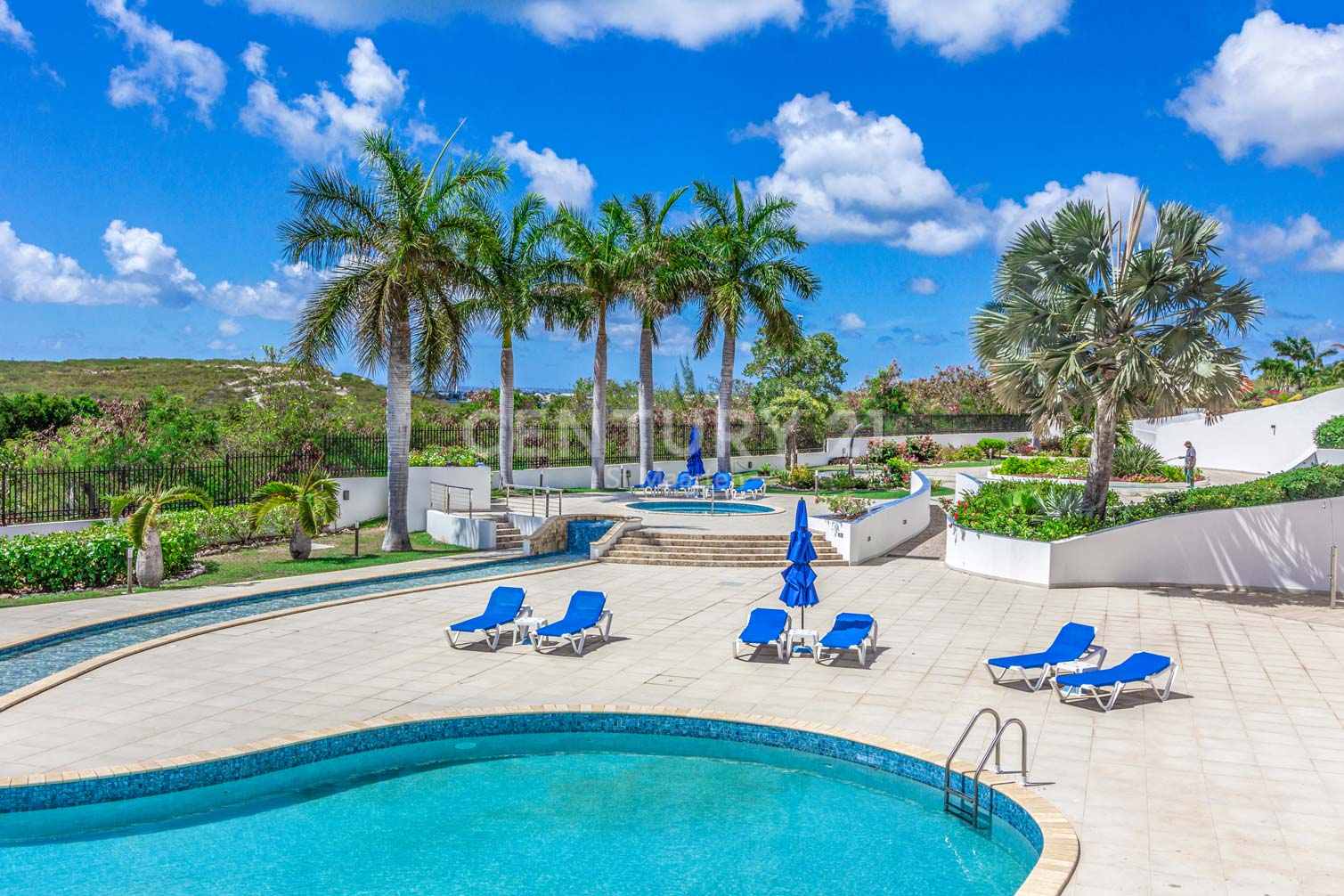 Blue Marine Condo For Rent In Maho