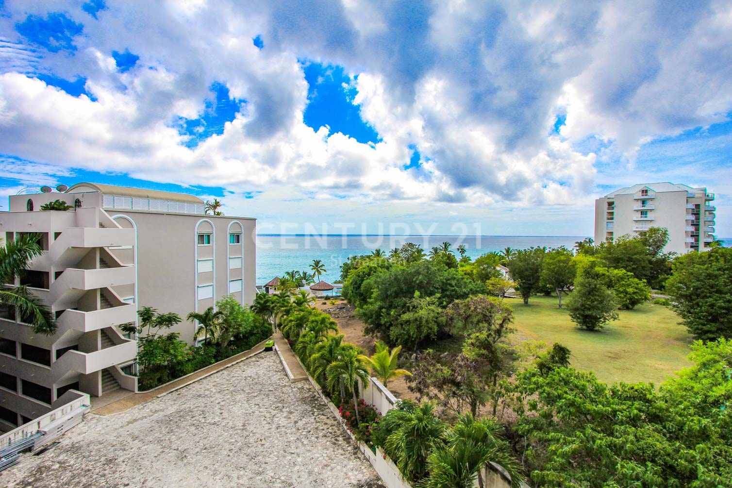 Rainbow Beach Club Condos For Rent