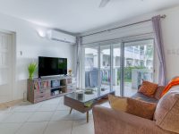 Breeze Simpson Bay Beach One Bedroom Apartment For Rent