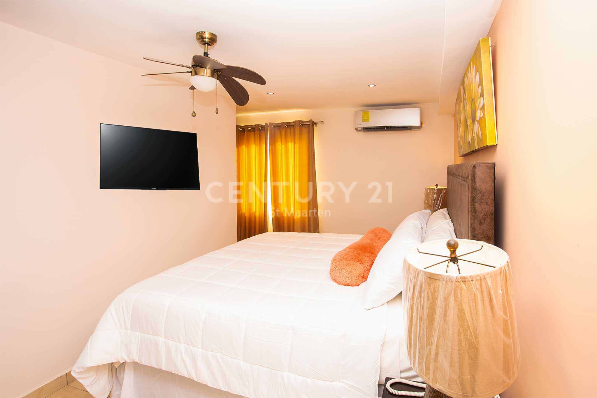 Cole Bay Apartments For Rent