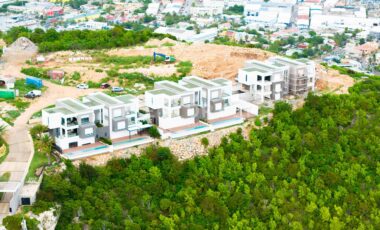 New Tepui Oceanfront 3 Bedroom Pelican Key Condo For Sale