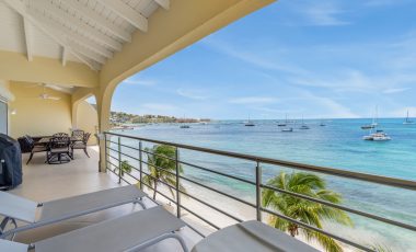 La Siesta Beachfront 3 Bedroom Simpson Bay Penthouse Condo for Sale