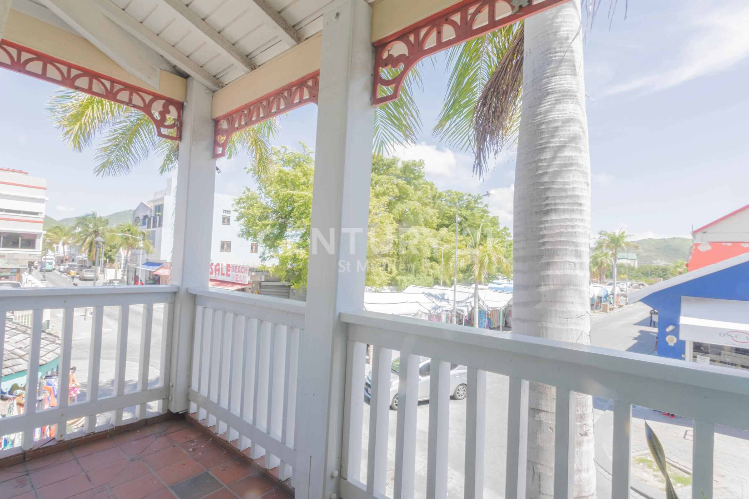 Commercial Building for Sale in the Heart of Philipsburg!