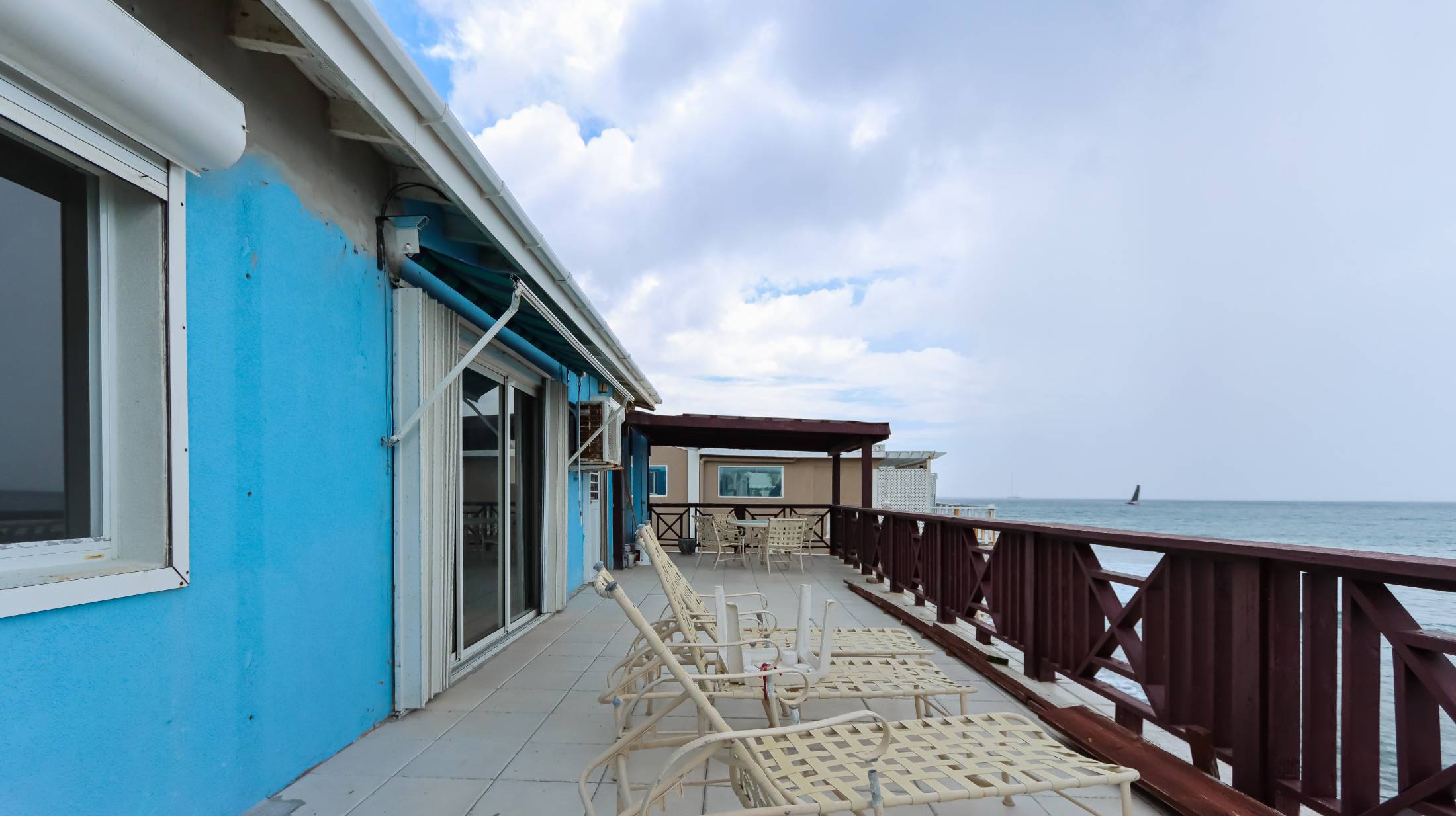 Oceanfront Beacon Hill Apartment Building For Sale