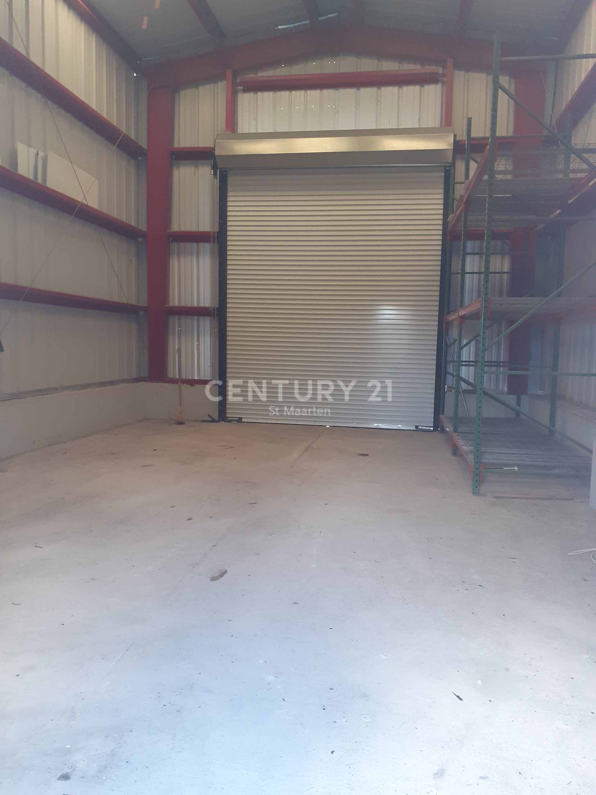 Double Marine Cole Bay Warehouse