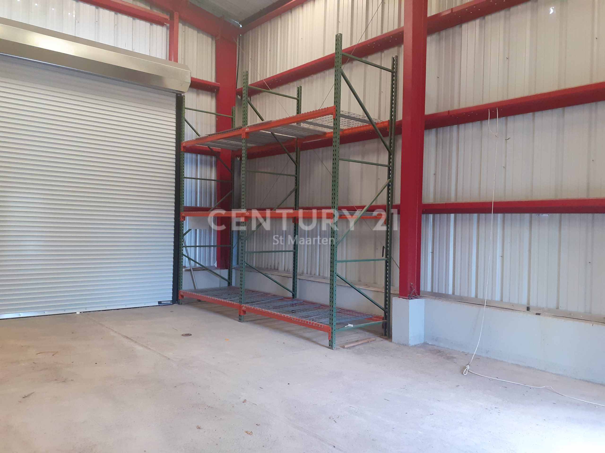 Double Marine Cole Bay Warehouse