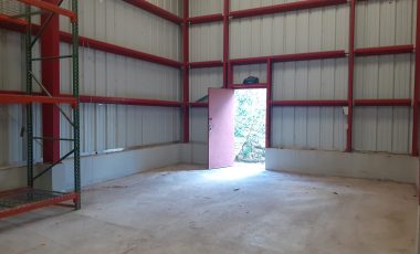 Double Marine Cole Bay Warehouse
