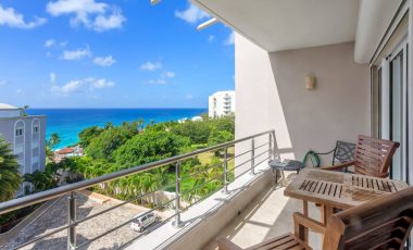 Rainbow Beach Club Condo For Rent