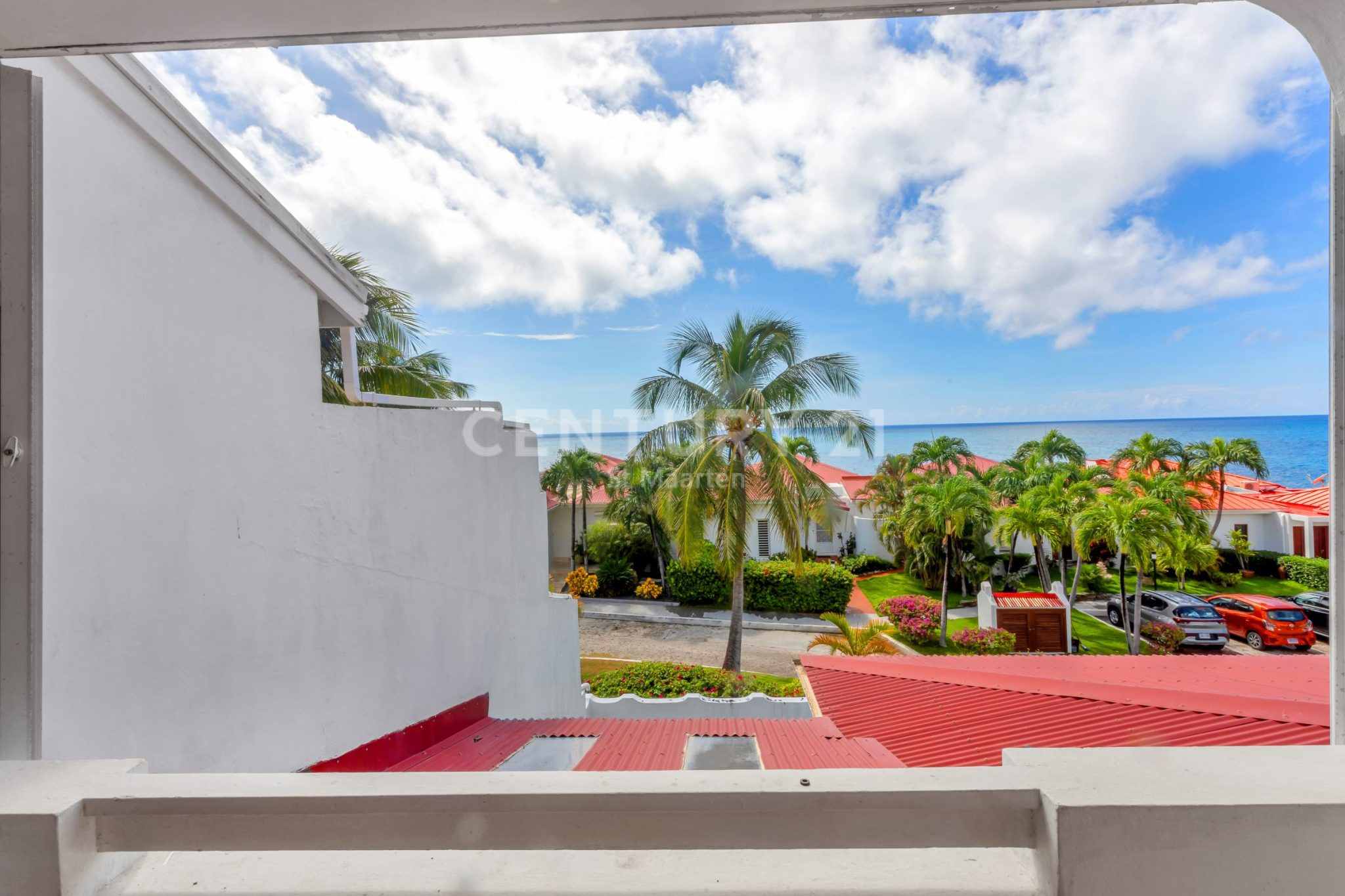 DEAL Pelican Cove 3 Bedroom Townhouse For Sale