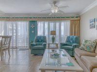 Beautiful Rainbow Beach Club Apartment For Sale