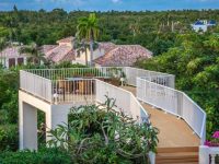 Jasmin Luxurious Villa In Terres Basses For Sale