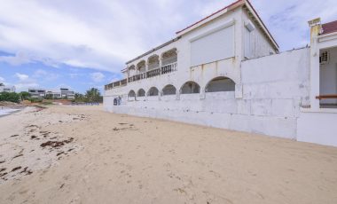 Fixer Upper Simpson Bay Beach Villa For Sale