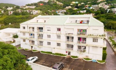 Spacious Family Apartment in Saunders For Sale