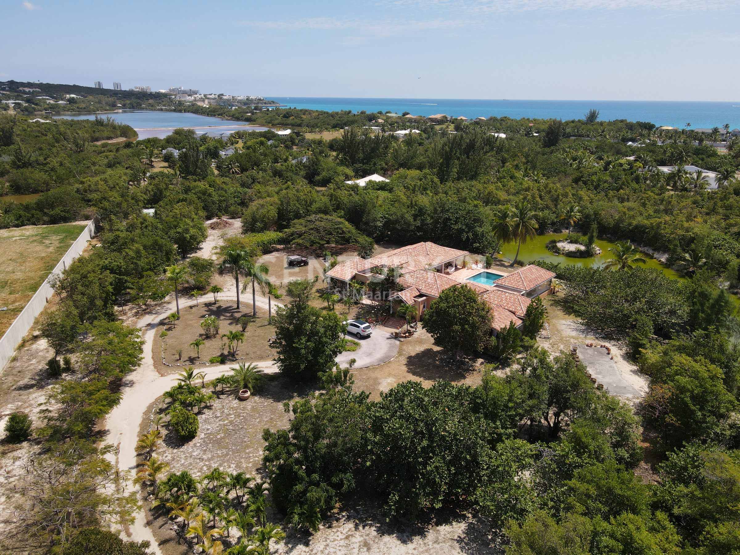 Terres Basses Villa For Sale