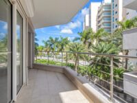 Rainbow Beach Club 2 Bedroom Apartment For Sale