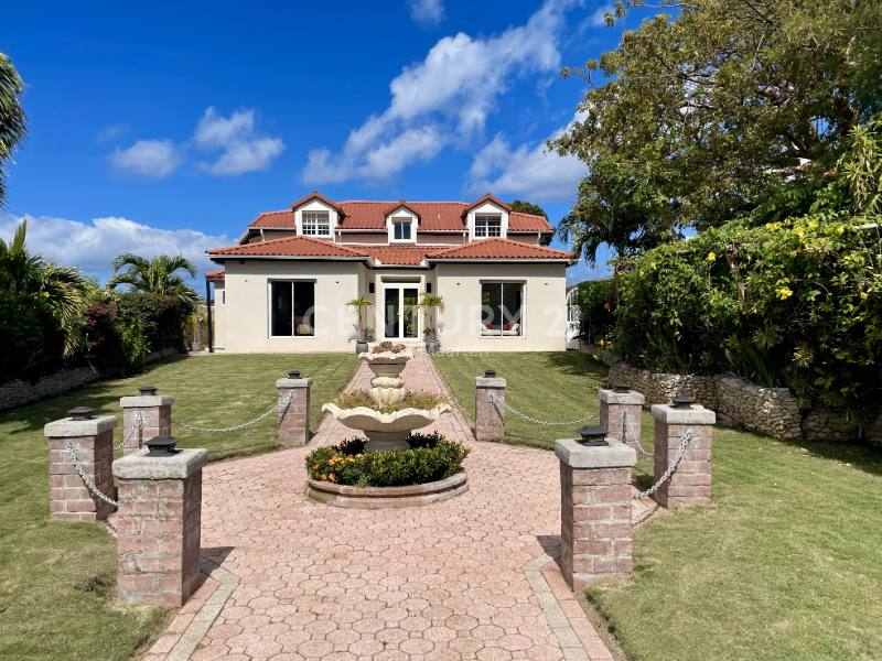 New Waterfront Cupecoy Villa For Sale