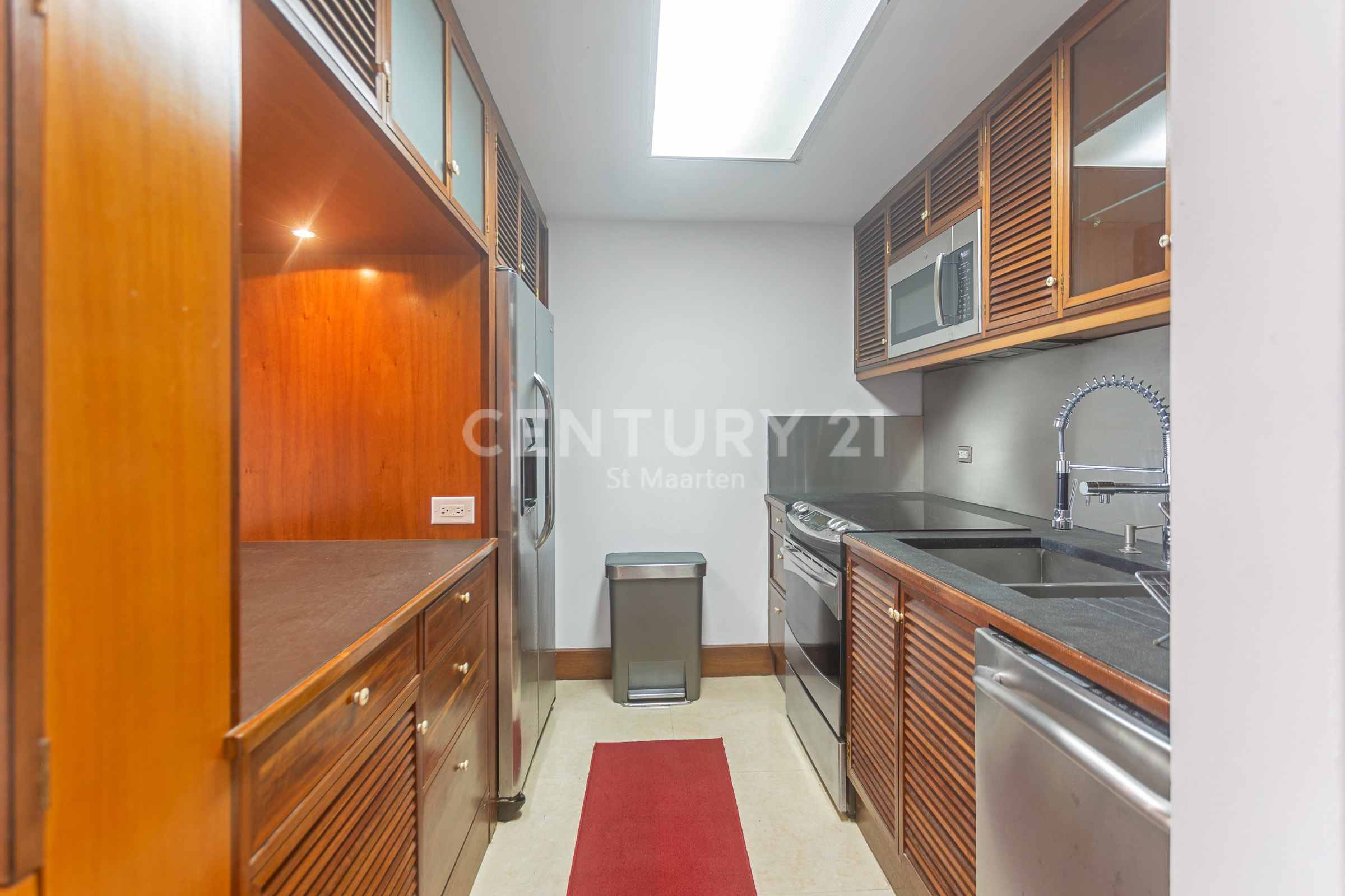 Simpson Bay Yacht Club Three Bedrooms Condo With a Boat Slip  For Sale