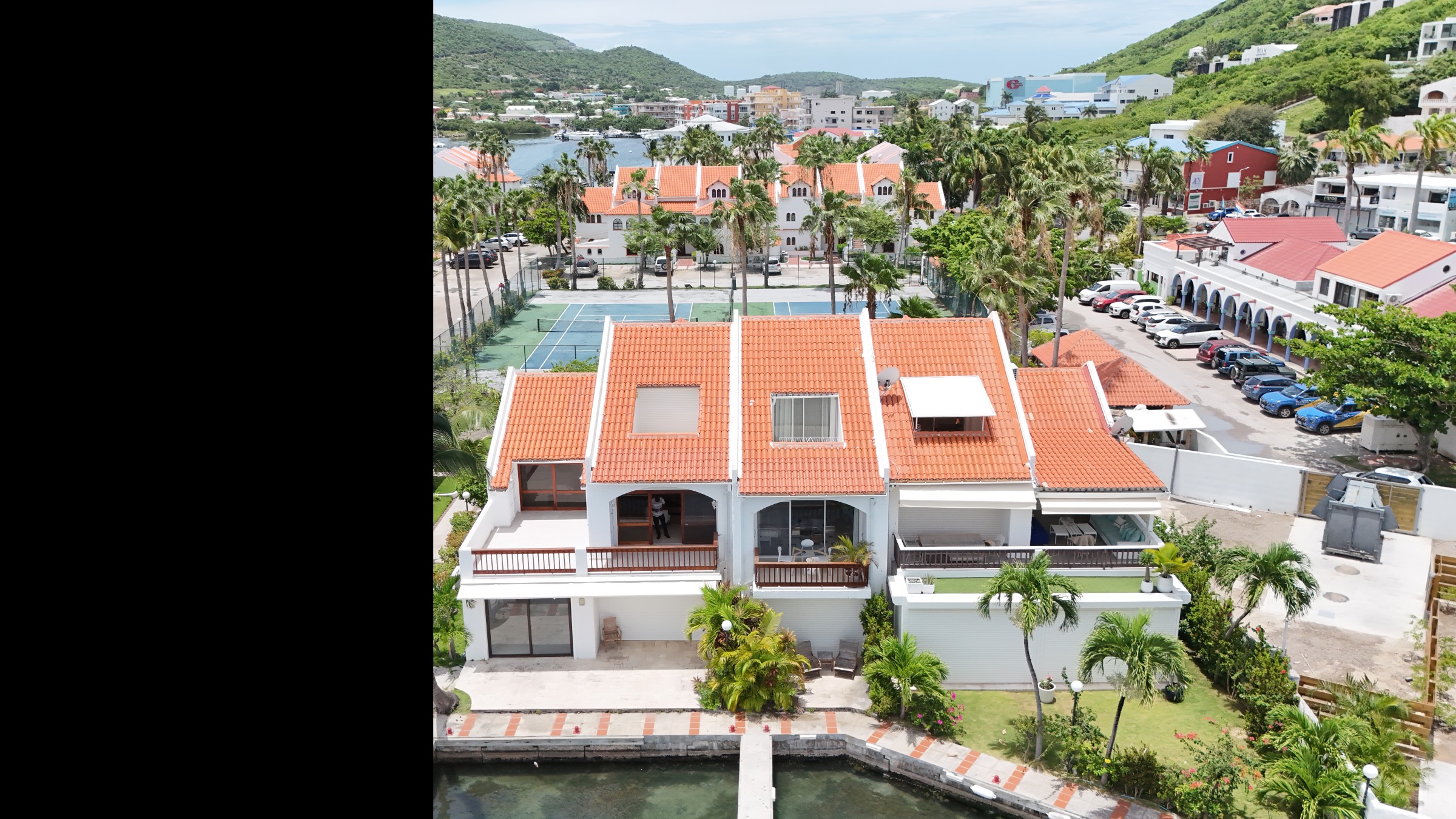 Simpson Bay Yacht Club Three Bedrooms Condo With a Boat Slip  For Sale