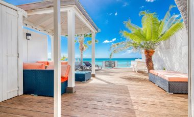 Stunning Waterfront Townhouse in Pelican Key For Sale