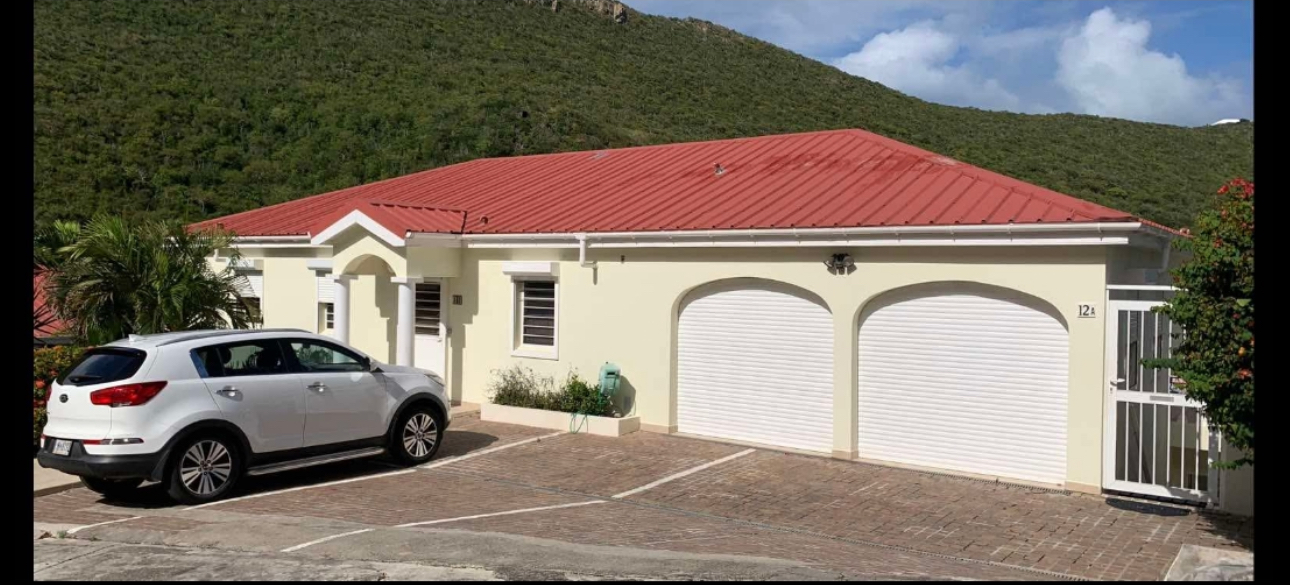 Dawn Beach 3 Bedroom House For Rent
