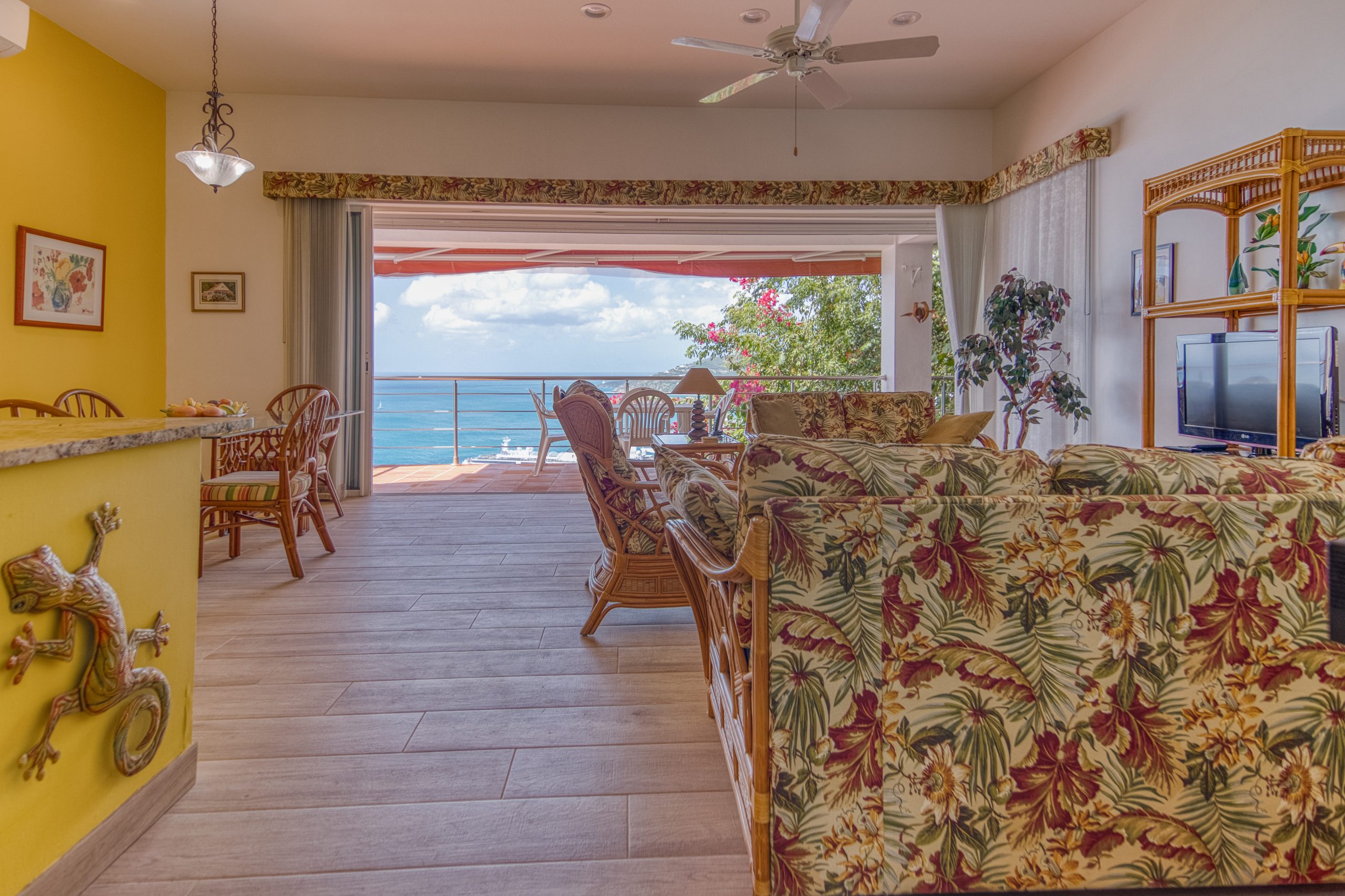 Bird’s Eye View Monte Vista Condo For Sale