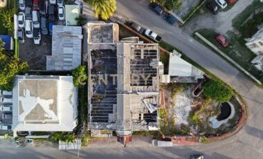 Simpson Bay Fixer-Upper 20 Bedroom Hotel Near Airport For Sale