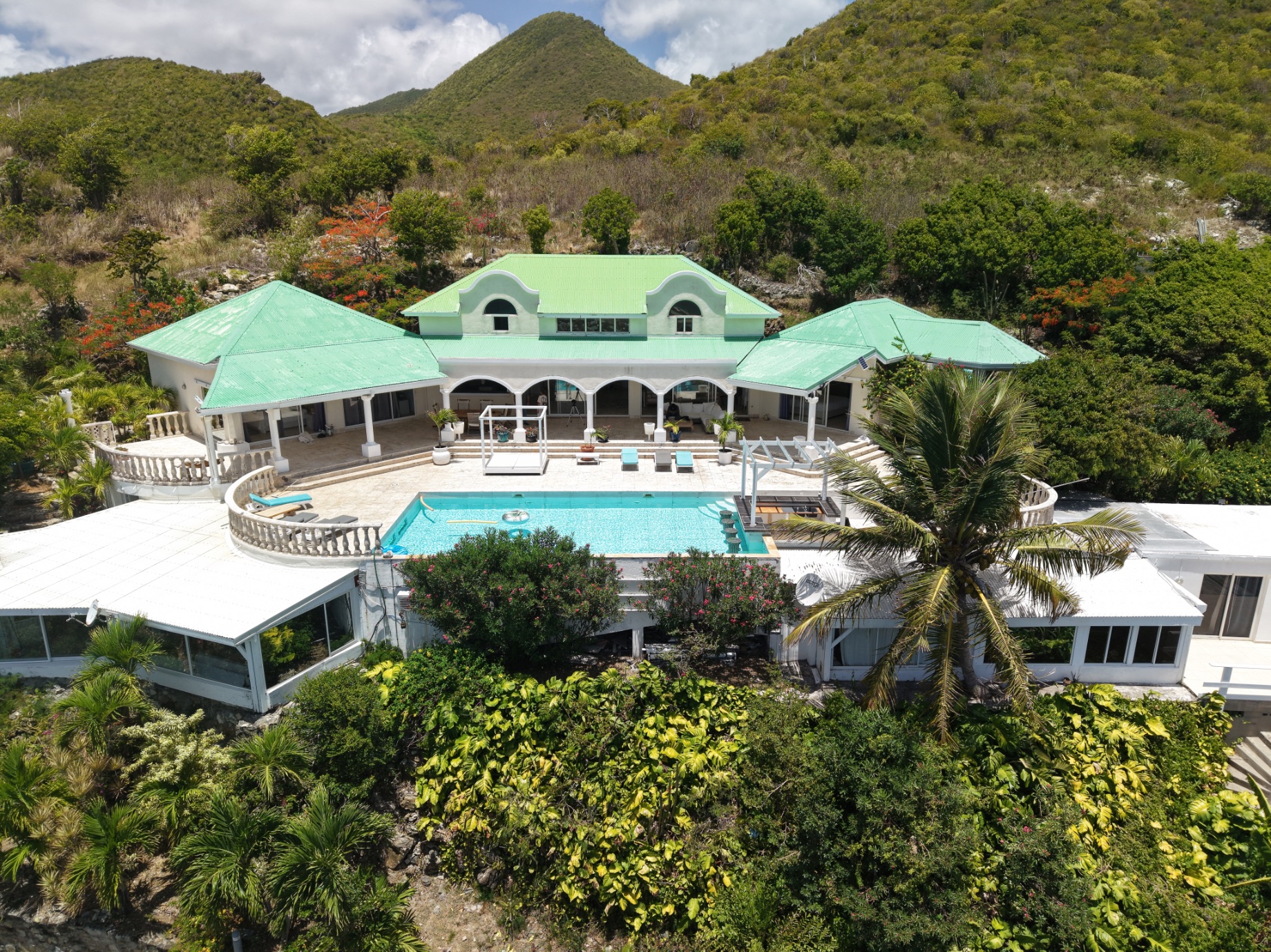 Exceptional Oceanview Villa in Orient Bay For Sale