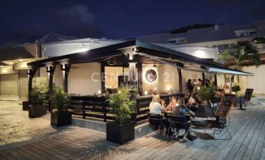 Excellent Commercial Restaurant in Marigot For Sale