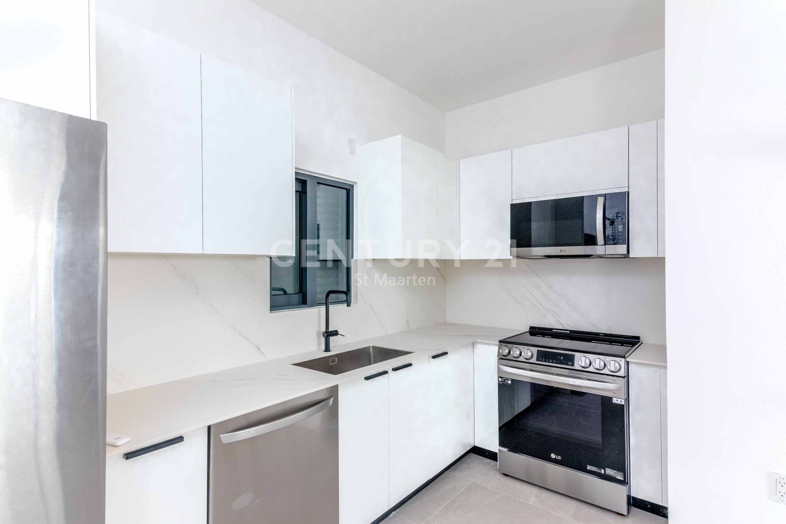 2 Bedroom Townhouse Cupecoy Estates With Private Pool For Rent