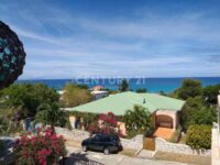 2-Bedroom Pelican Key Apartment with Stunning Ocean Views for Rent