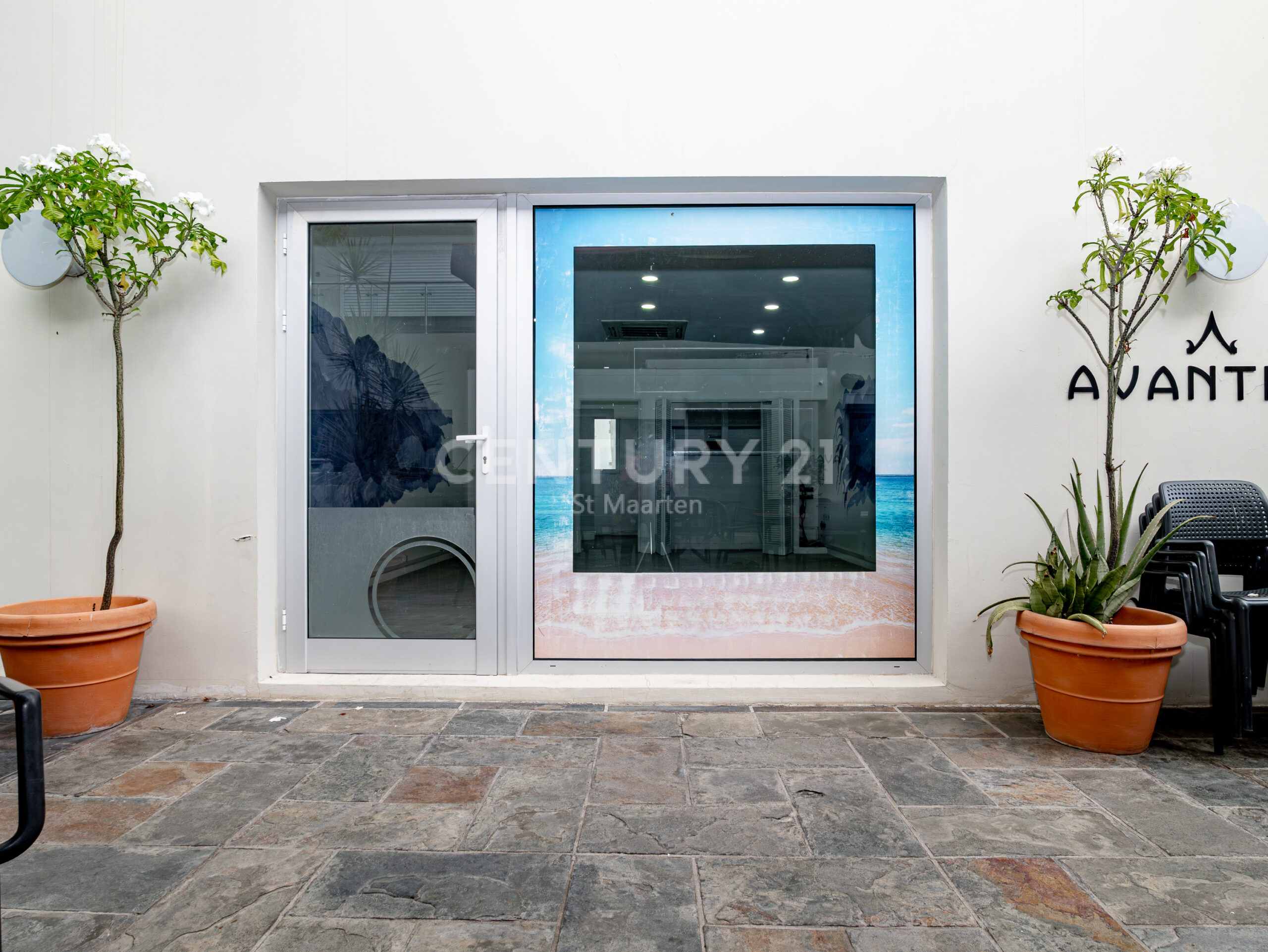 Puerta del Sol – Simpson Bay Commercial Space for Sale