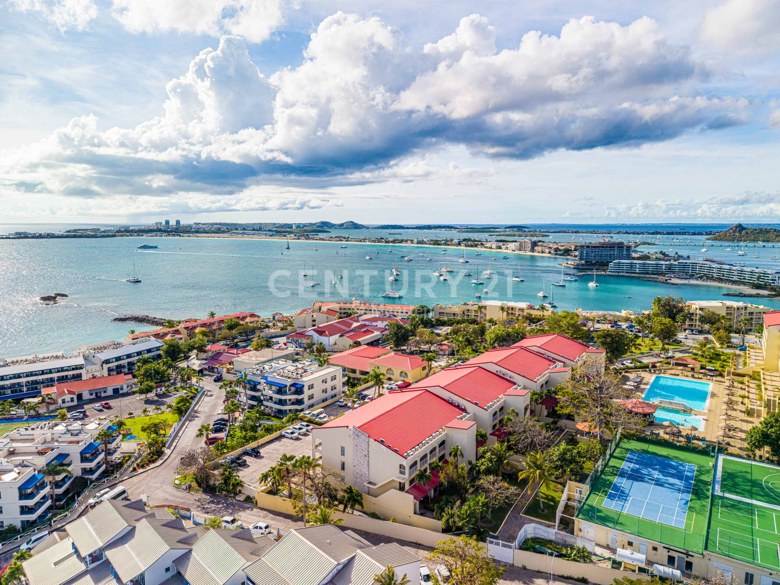 6-Unit Investment Property Near Beach in Pelican Key for Sale