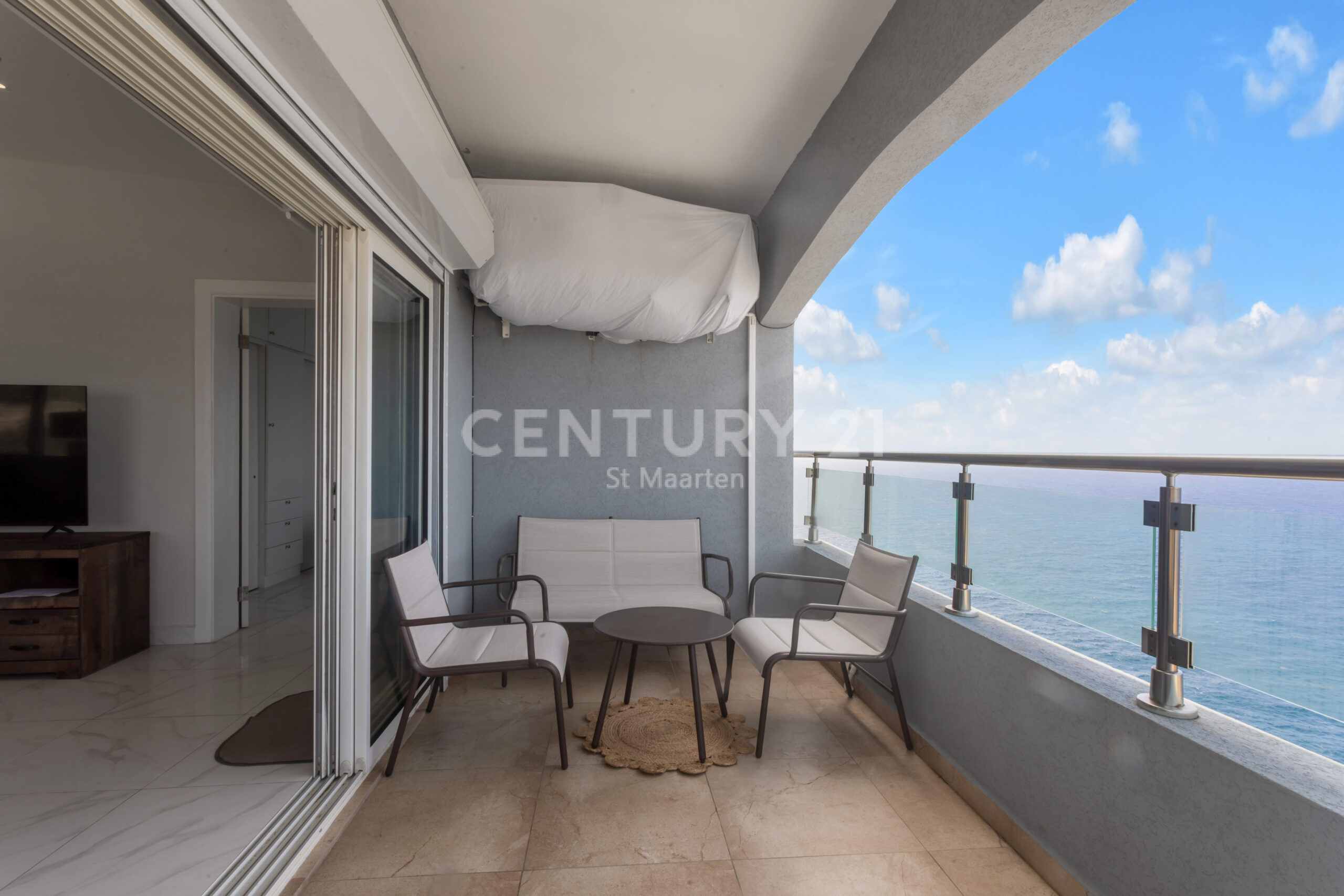Las Colinas 2 Bedroom for Rent – Point Blanche